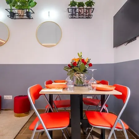 Ht Vittorio Apartment
